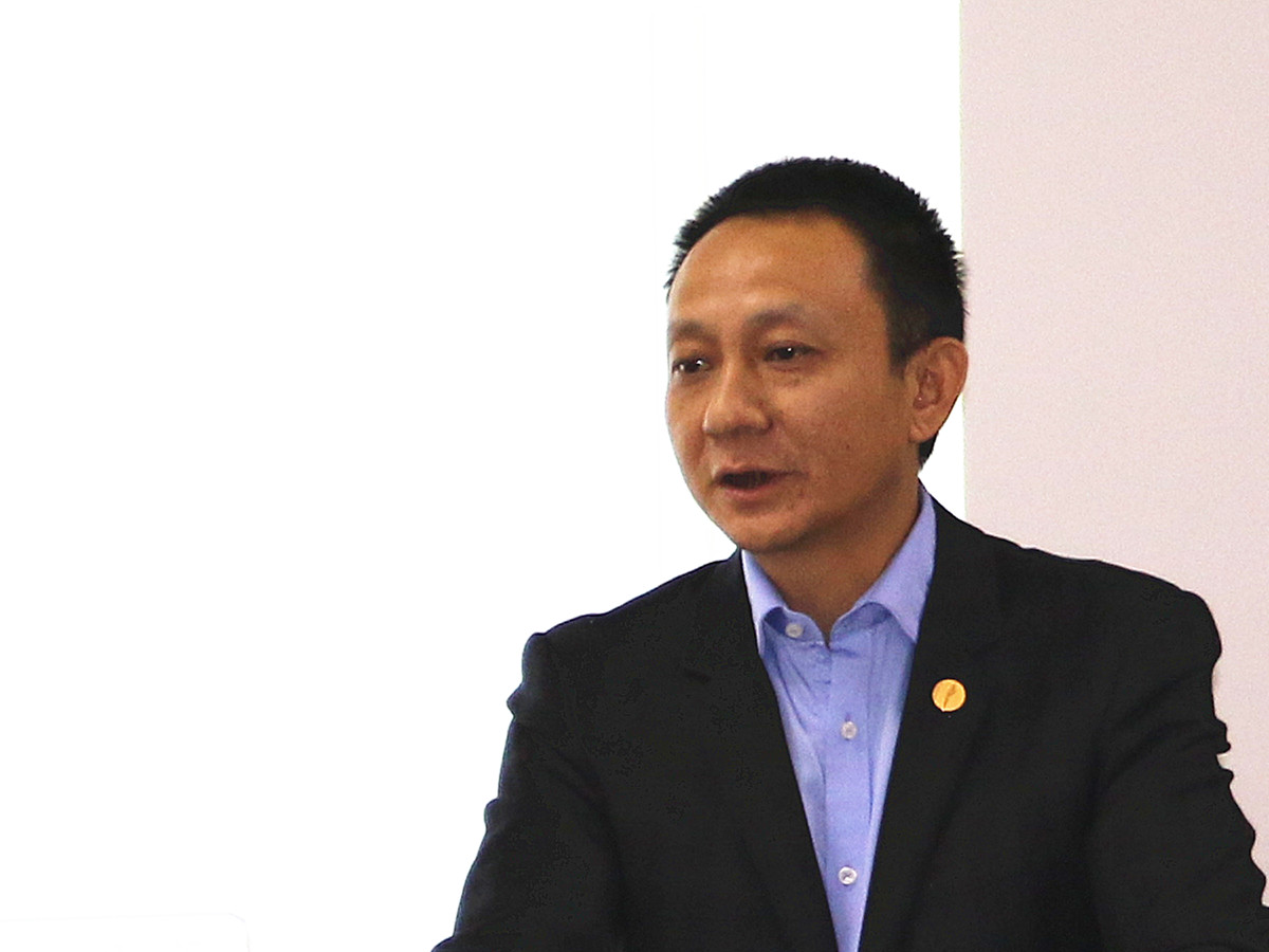 湖畔公學(xué)，精英教育