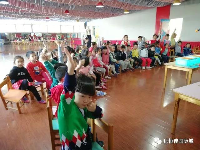 媽咪，這是我玩過最好玩的沙子……