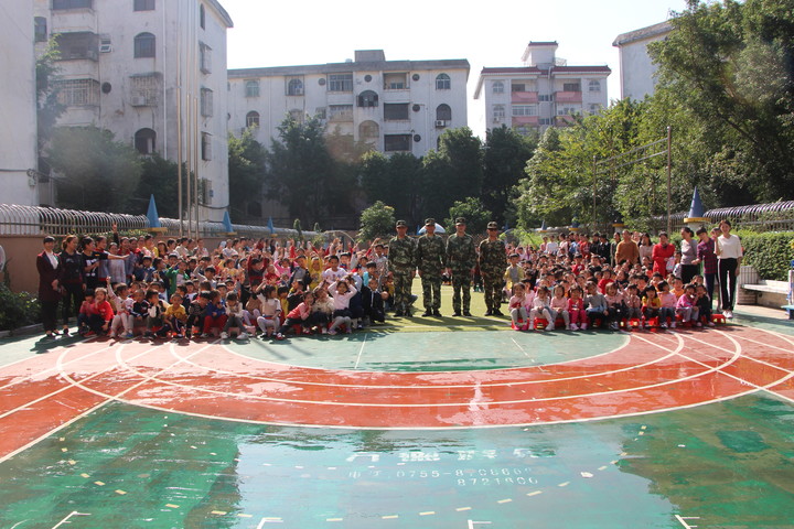 消防戰(zhàn)士走進幼兒園，共筑消防安全新防線 